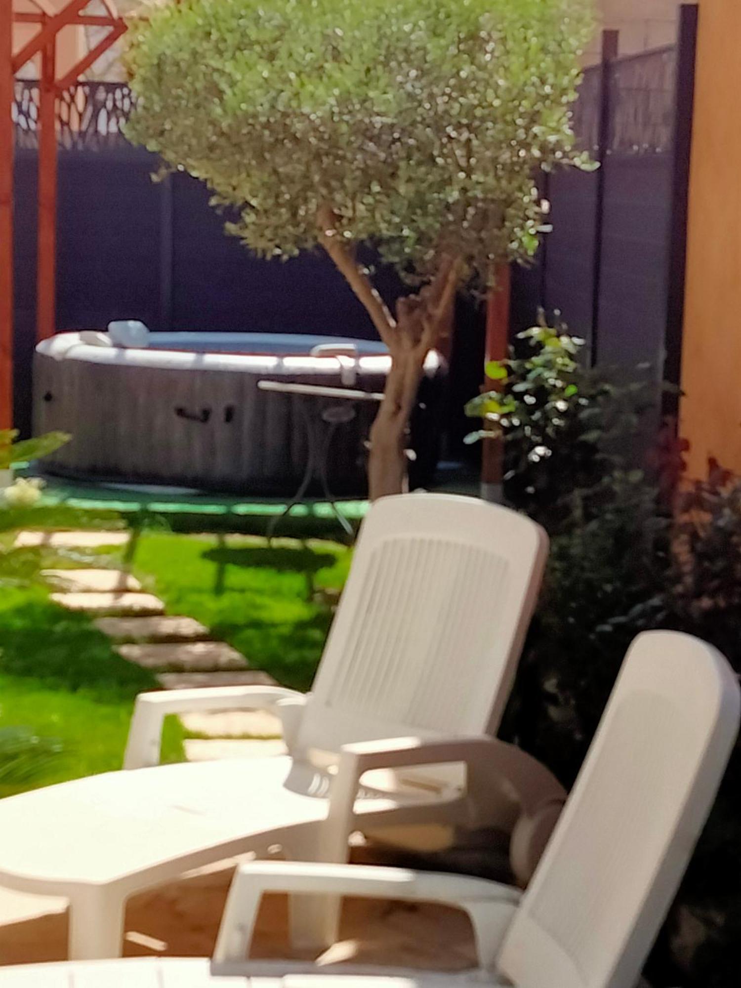 Maison 4 A 6 Pers Quartier Calme Tout Confort Aigues-Mortes Exterior foto